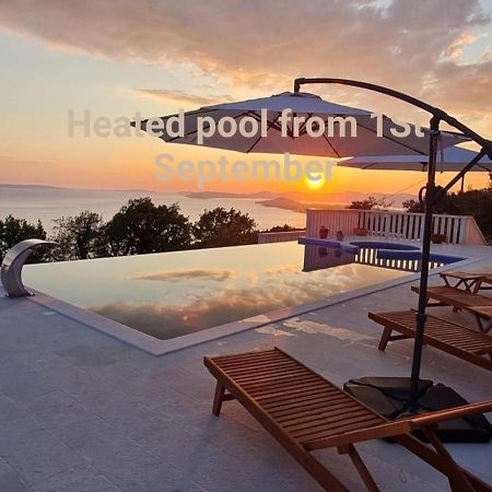 Sea View Luxury Apart Hotel Villa Conte With Swiming Pool And Romantic Spa Podstrana Exterior photo