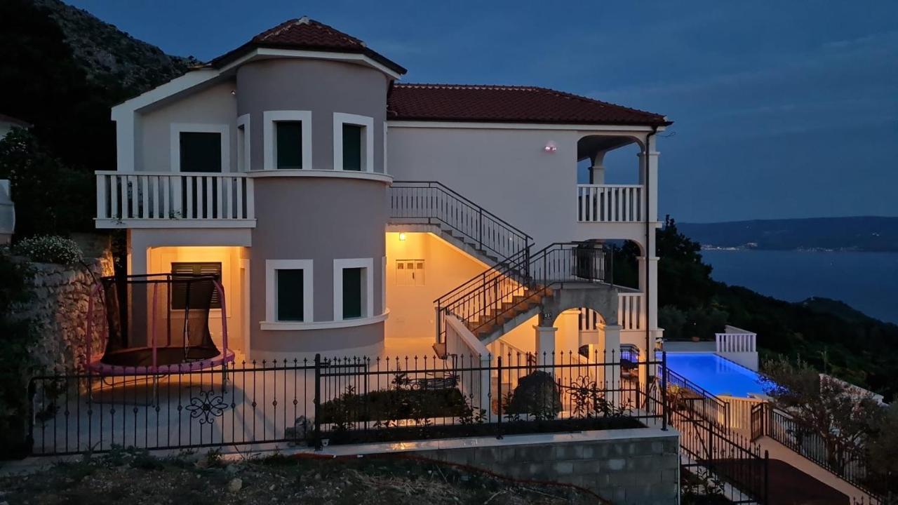 Sea View Luxury Apart Hotel Villa Conte With Swiming Pool And Romantic Spa Podstrana Exterior photo