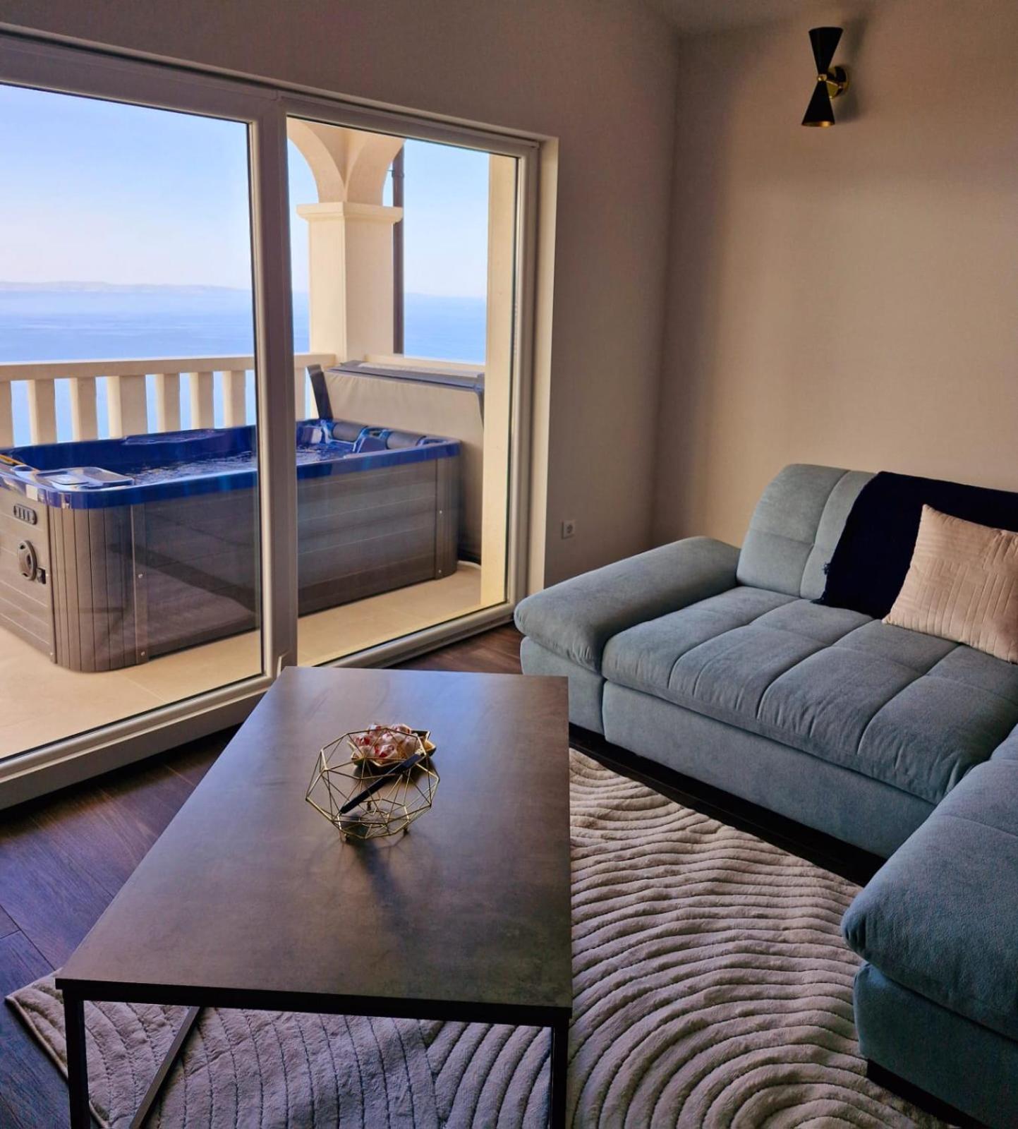 Sea View Luxury Apart Hotel Villa Conte With Swiming Pool And Romantic Spa Podstrana Exterior photo