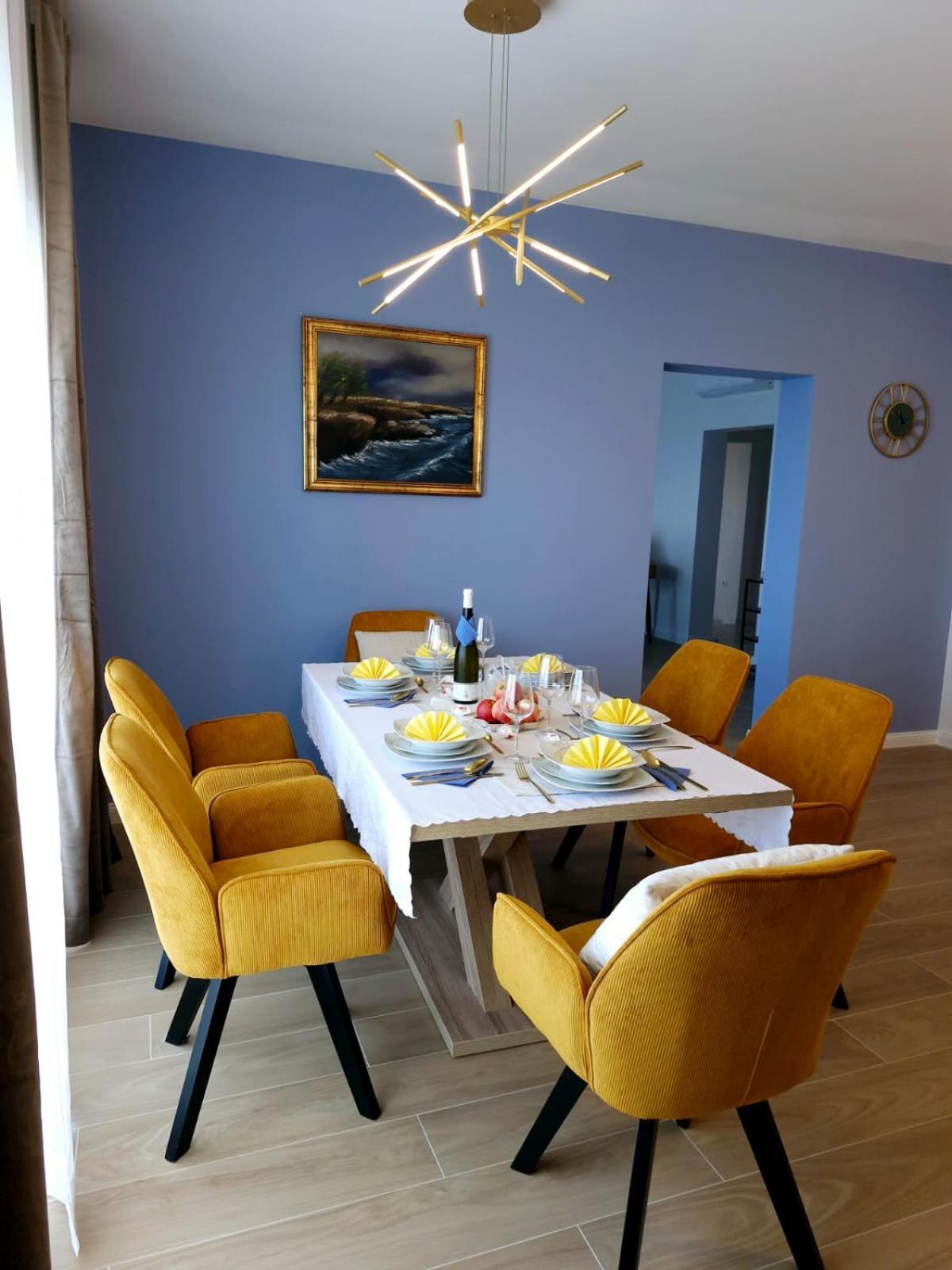Sea View Luxury Apart Hotel Villa Conte With Swiming Pool And Romantic Spa Podstrana Exterior photo
