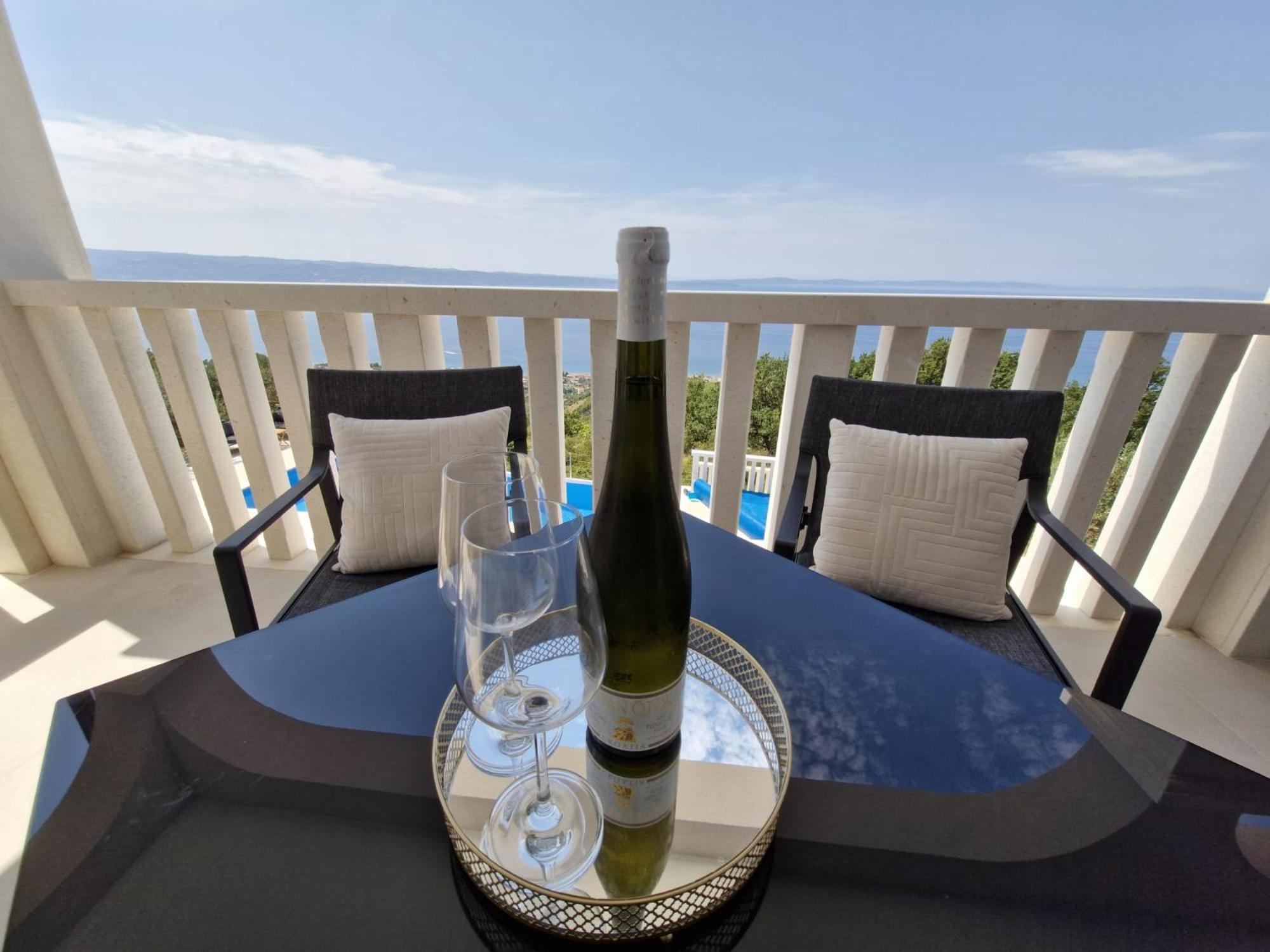 Sea View Luxury Apart Hotel Villa Conte With Swiming Pool And Romantic Spa Podstrana Exterior photo