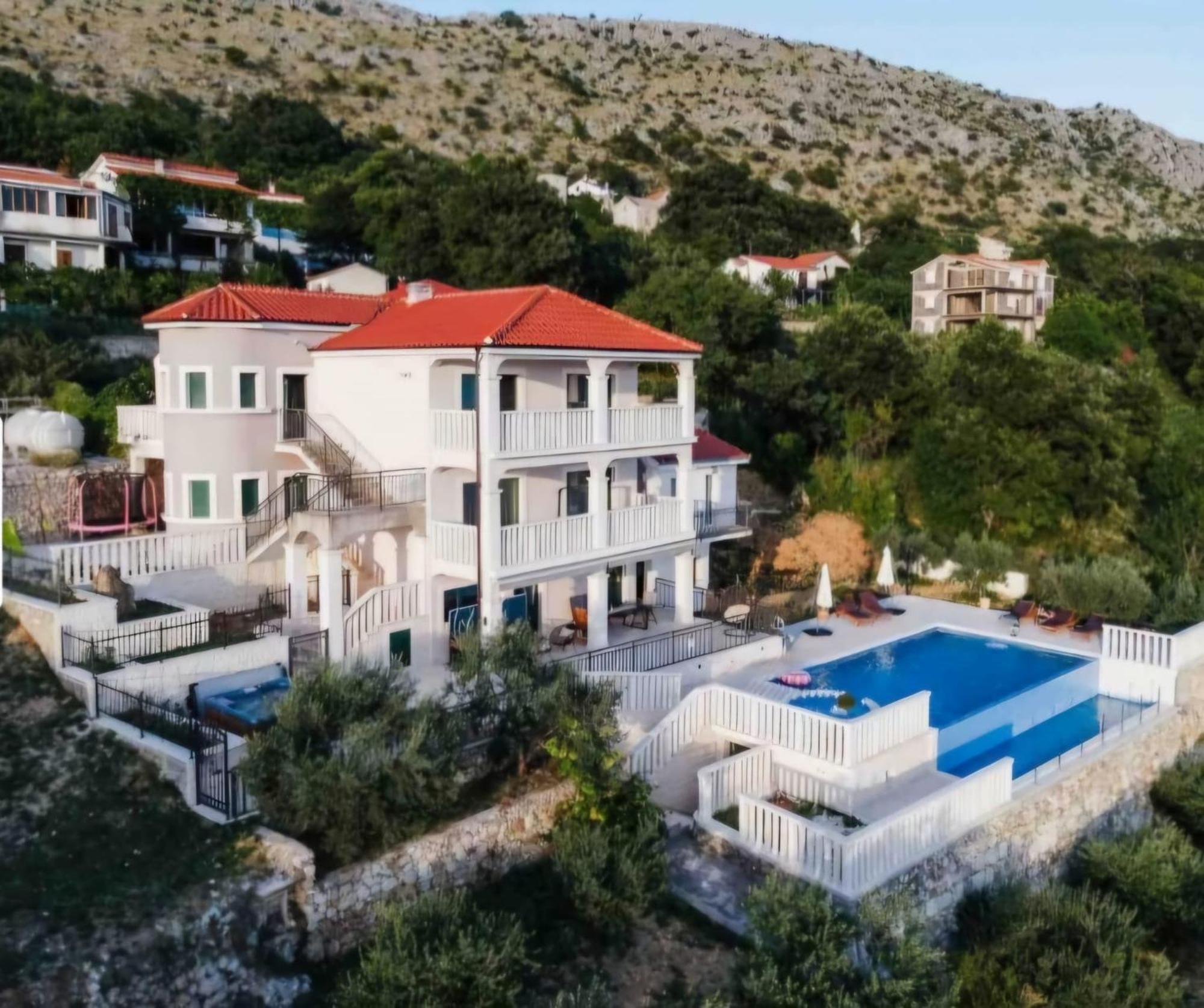 Sea View Luxury Apart Hotel Villa Conte With Swiming Pool And Romantic Spa Podstrana Exterior photo